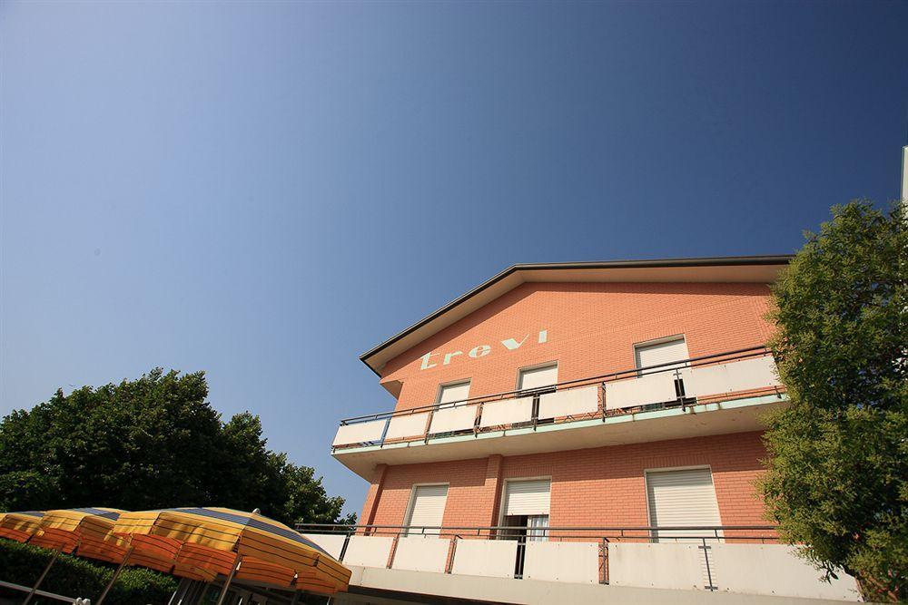 Hotel Trevi Cesenatico Luaran gambar