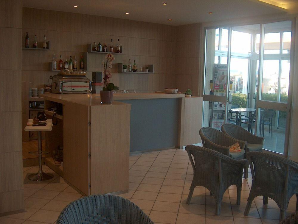 Hotel Trevi Cesenatico Luaran gambar